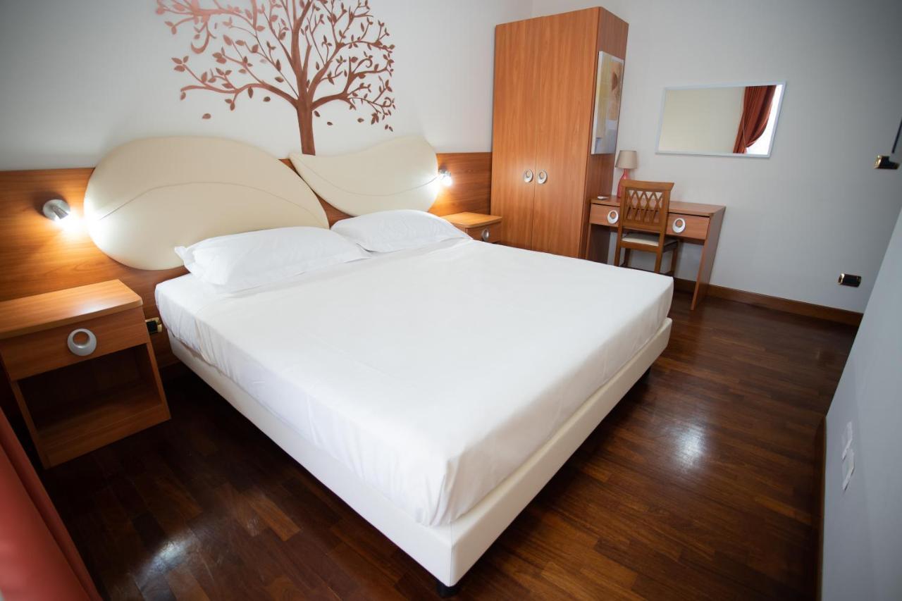 Bb Domus Catanzaro Bed & Breakfast Exterior photo
